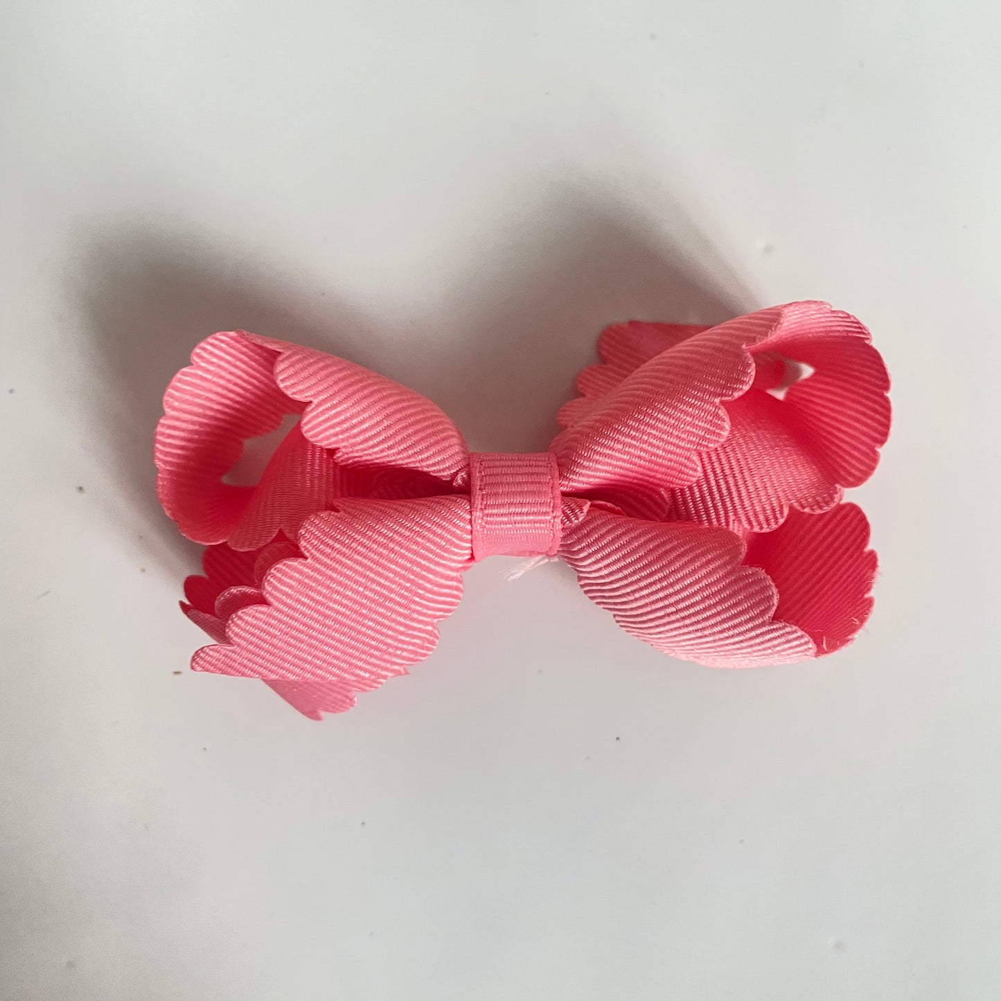 Mini Scallop Edge Bow