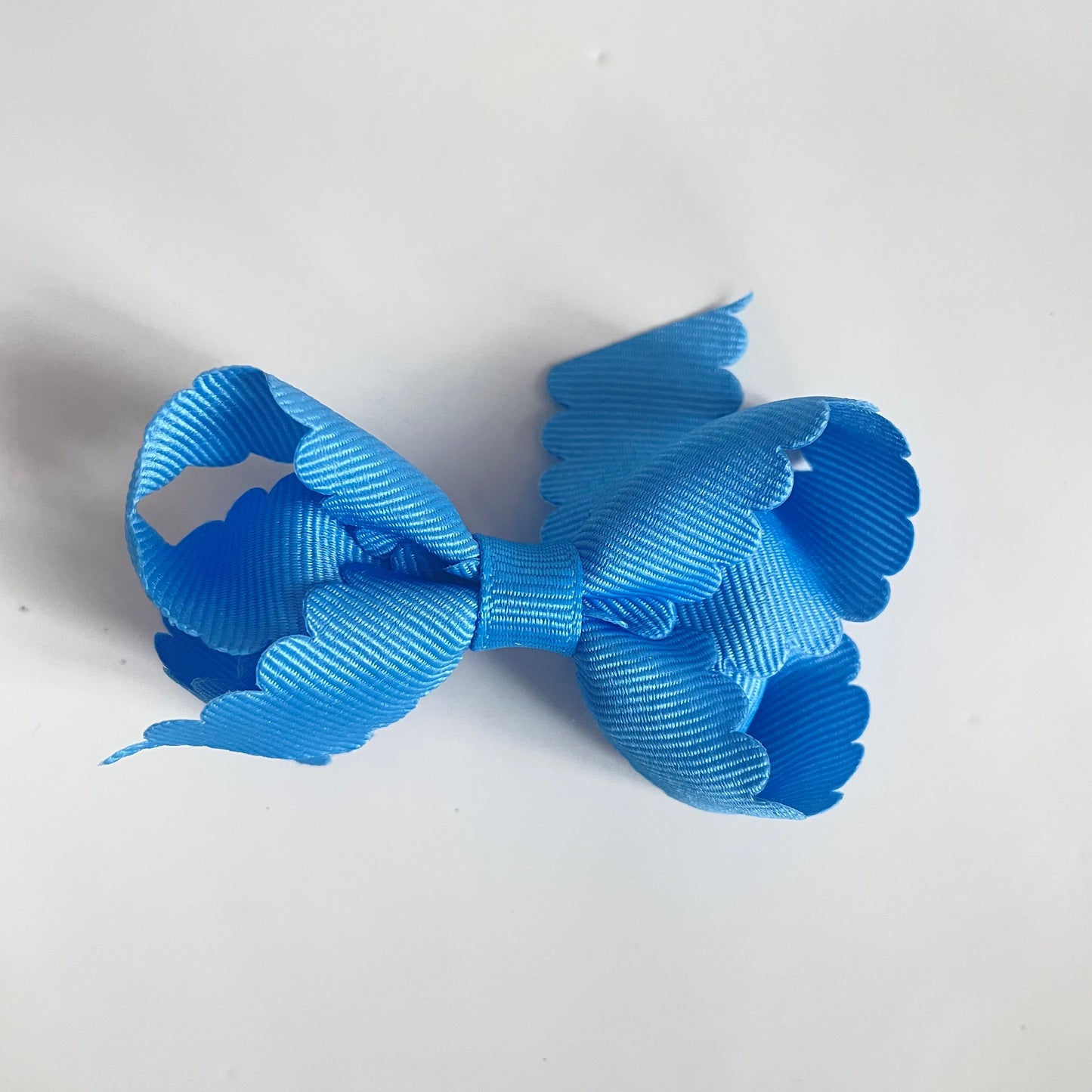 Mini Scallop Edge Bow