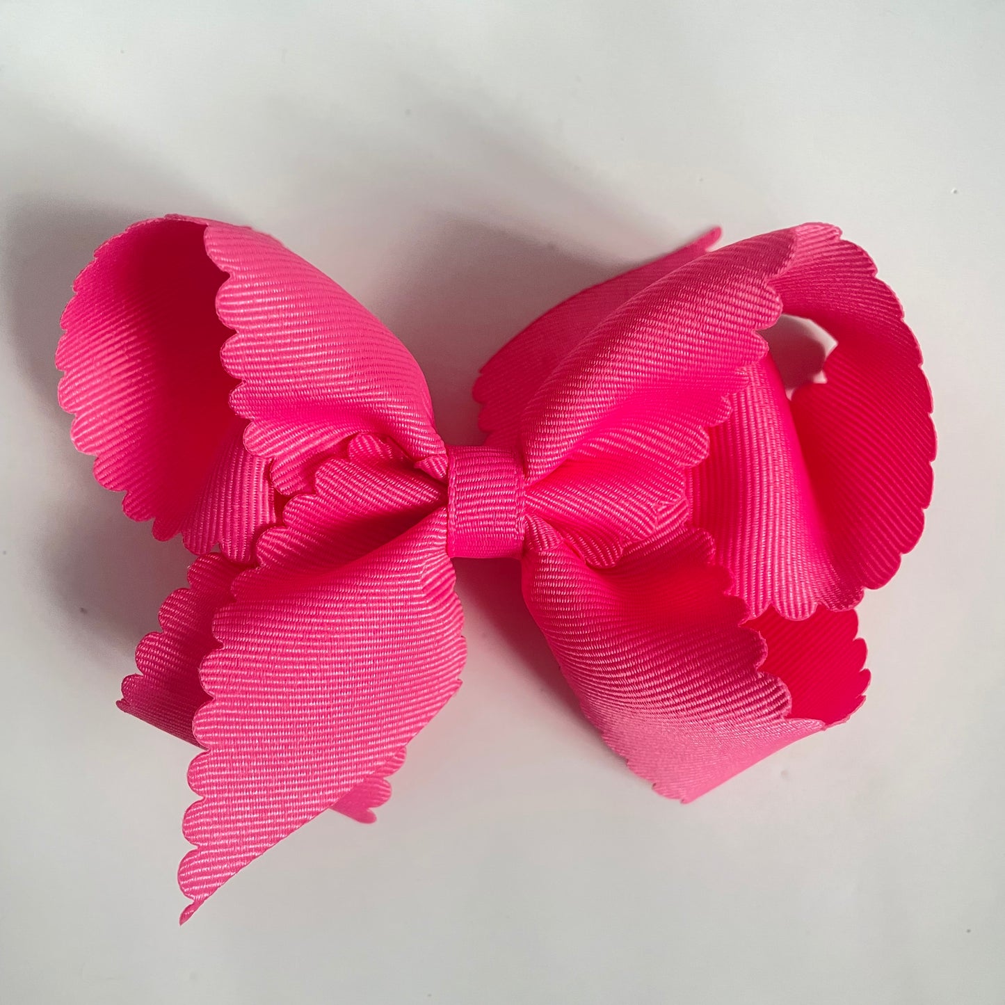 pink bow