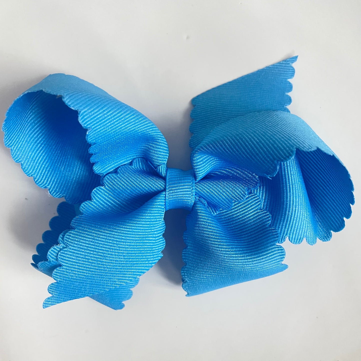 blue bow