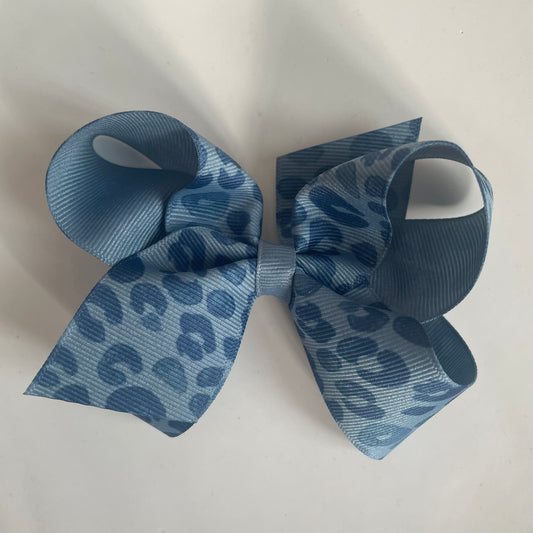 Medium Animal Print Bows